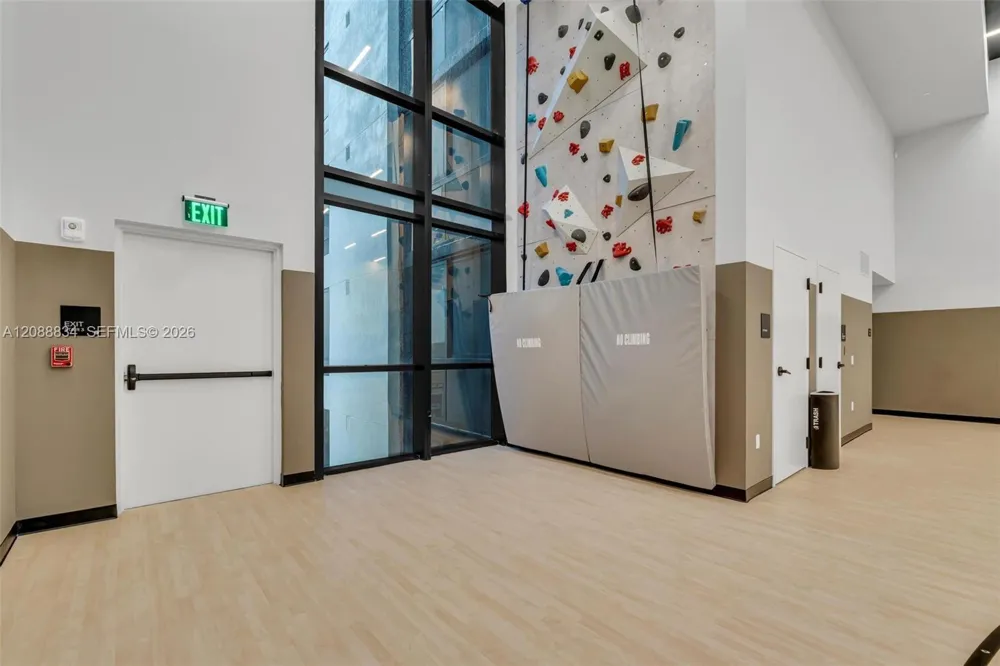 225 Miami Ave #2208 Miami, FL 33128