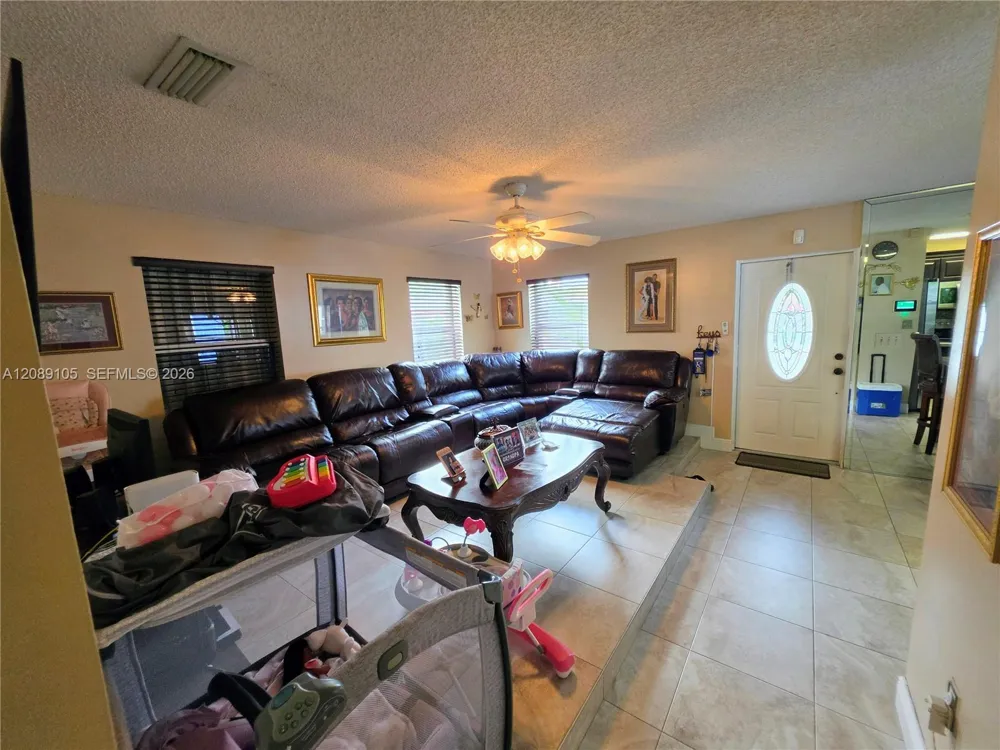 12264 SW 201st Ter Miami, FL 33177