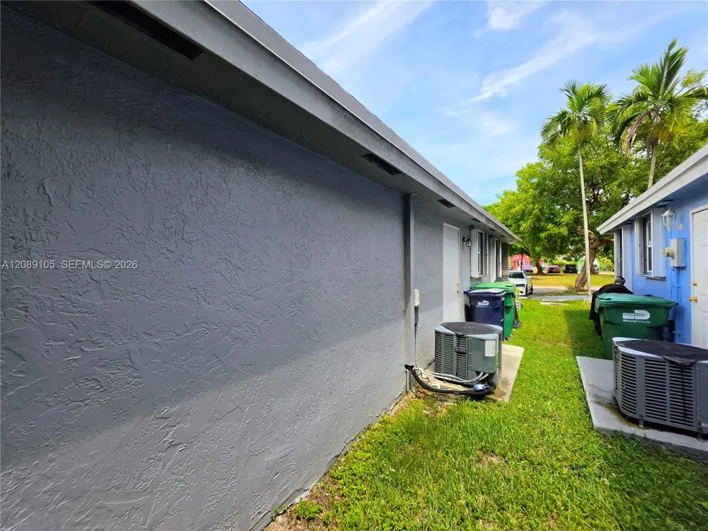 12264 SW 201st Ter Miami, FL 33177