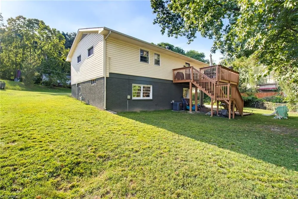 2916 Martinsville Road Greensboro, NC 27408