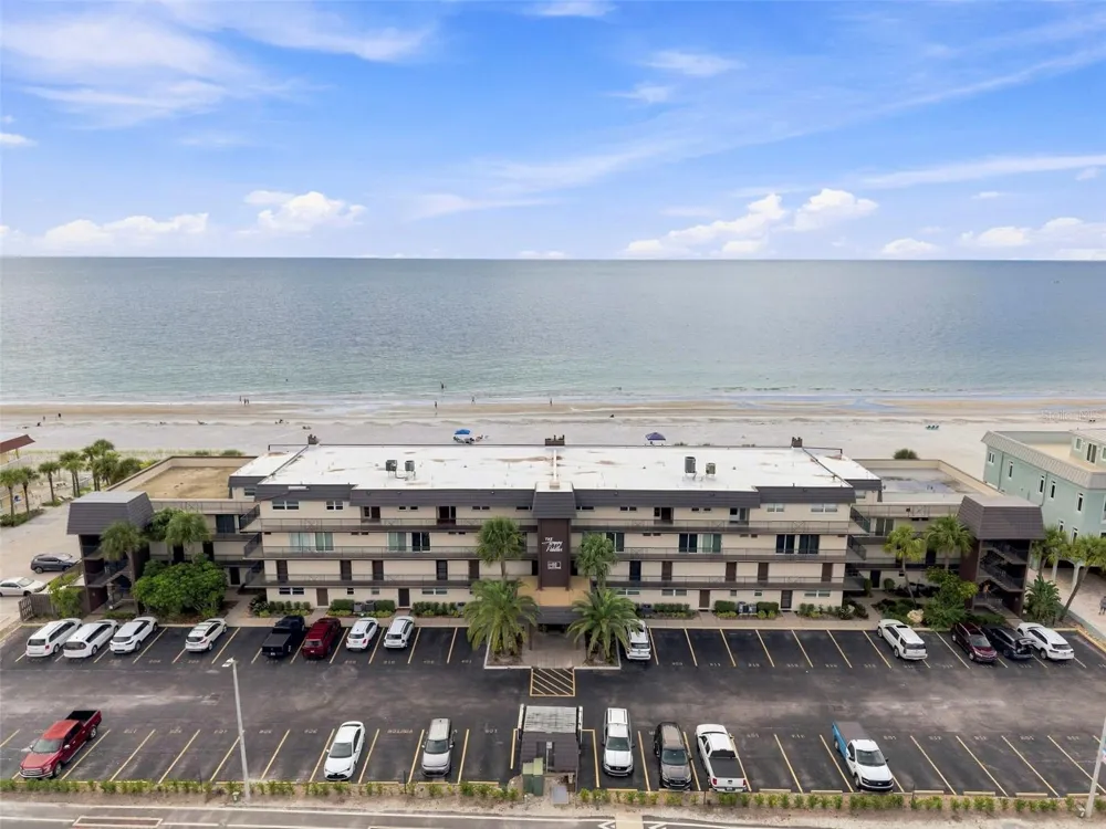 60 GULF BOULEVARD #402 Indian Rocks Beach, FL 33785