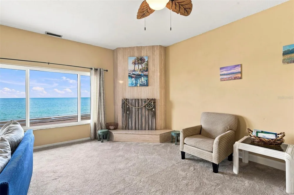 60 GULF BOULEVARD #402 Indian Rocks Beach, FL 33785