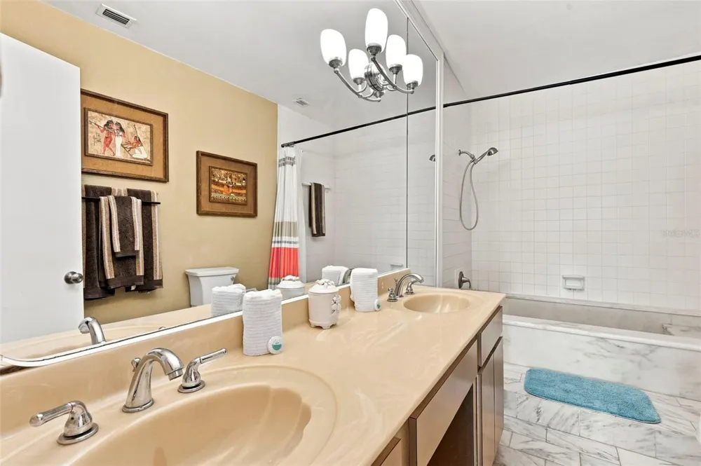 60 GULF BOULEVARD #402 Indian Rocks Beach, FL 33785