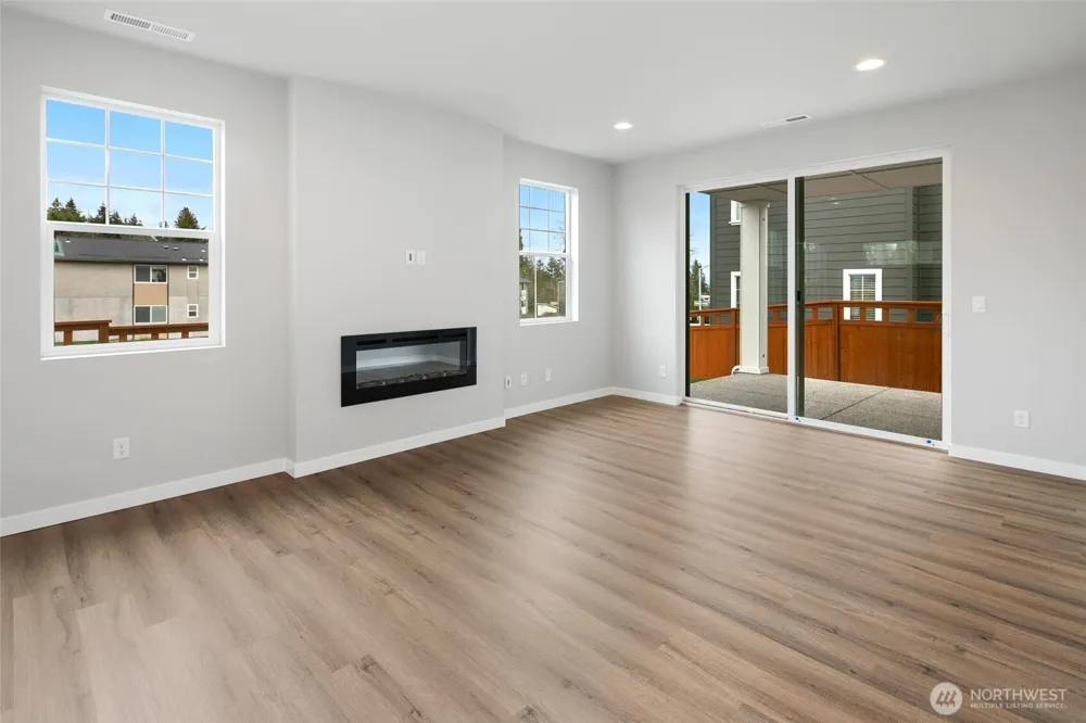 592 SW 97th Street #2 Seattle, WA 98106