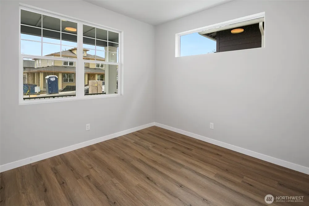 592 SW 97th Street #2 Seattle, WA 98106