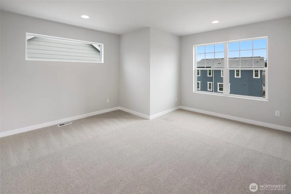 592 SW 97th Street #2 Seattle, WA 98106