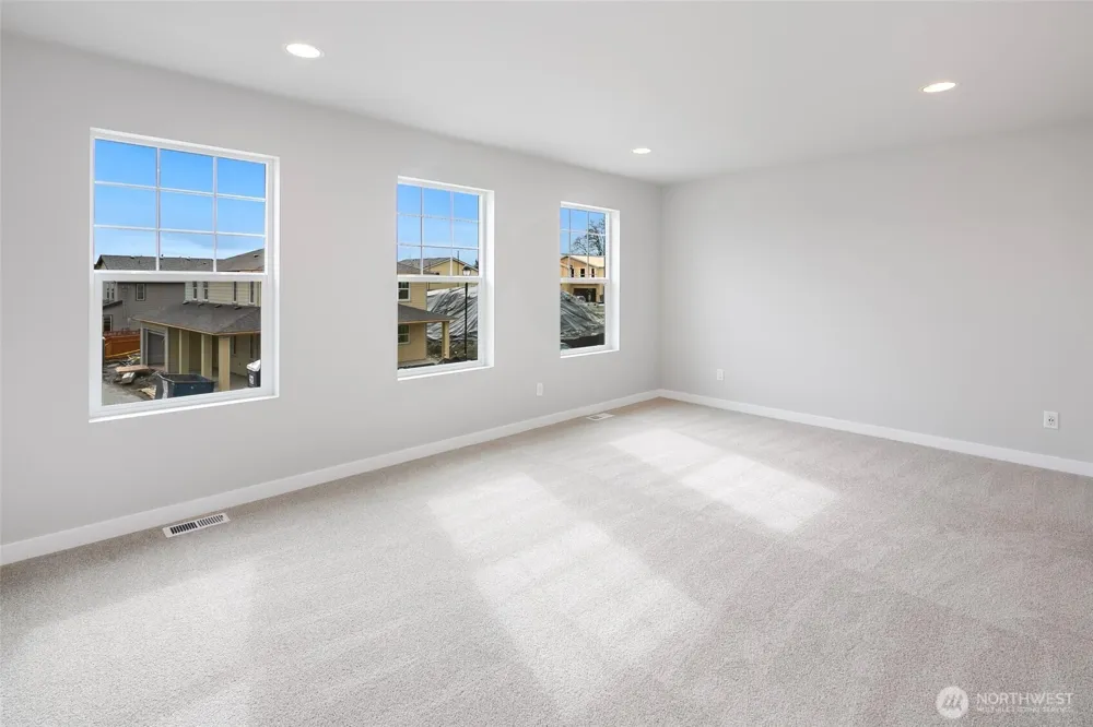 592 SW 97th Street #2 Seattle, WA 98106