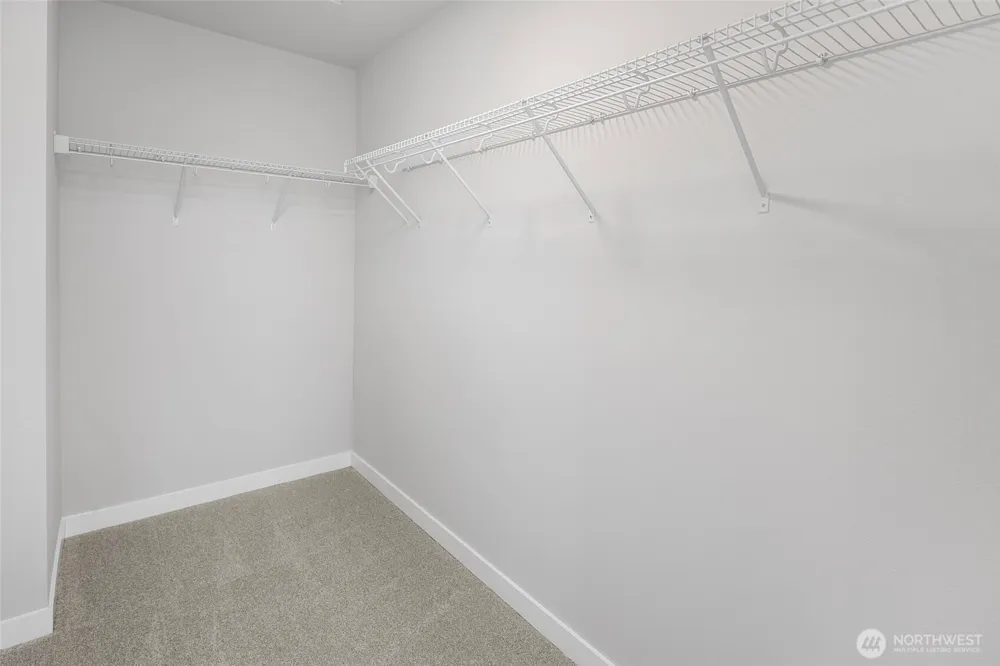 592 SW 97th Street #2 Seattle, WA 98106