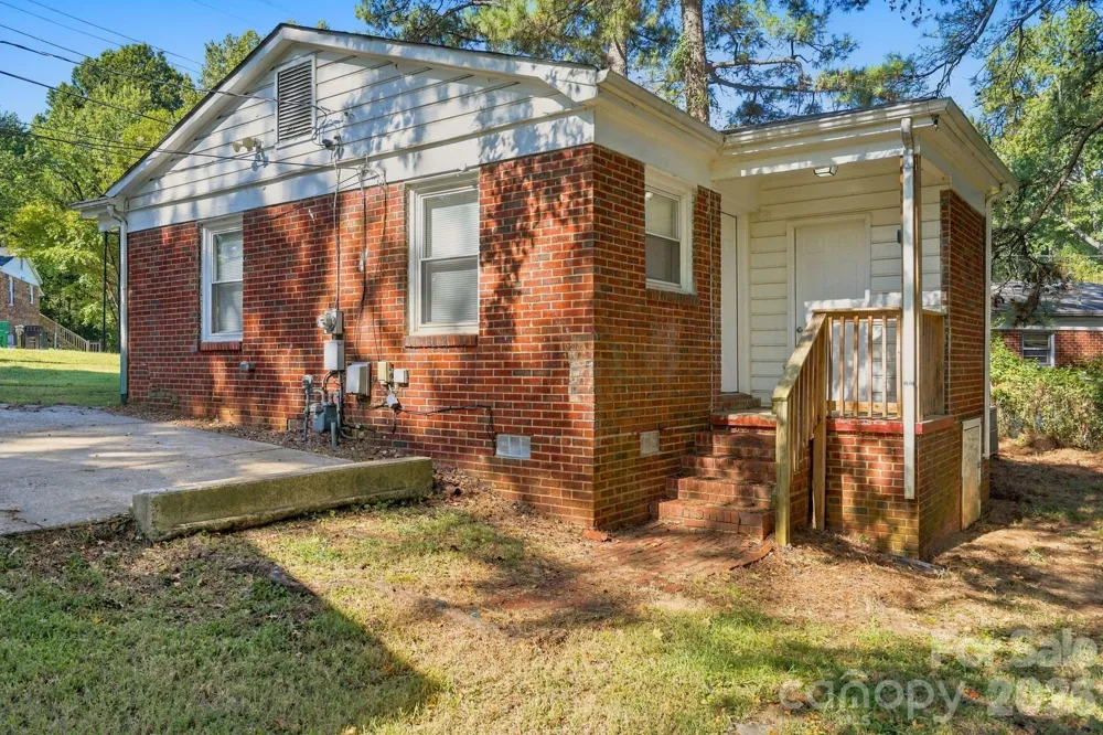 4400 Welling Avenue Charlotte, NC 28208