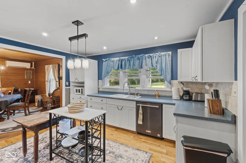 6774 Mount Moriah Road Nineveh, IN 46164