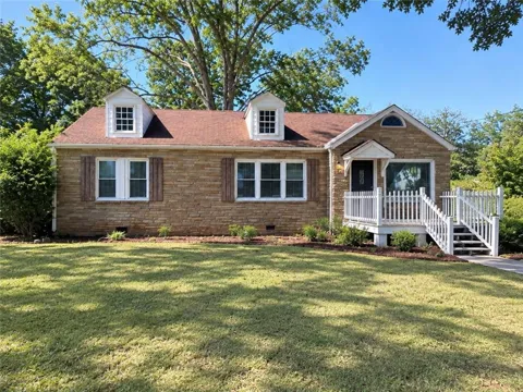 313 Glen Iris Drive