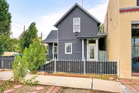701 Galapago Street