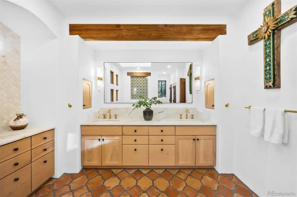 5757 Pine Court Larkspur, CO 80118