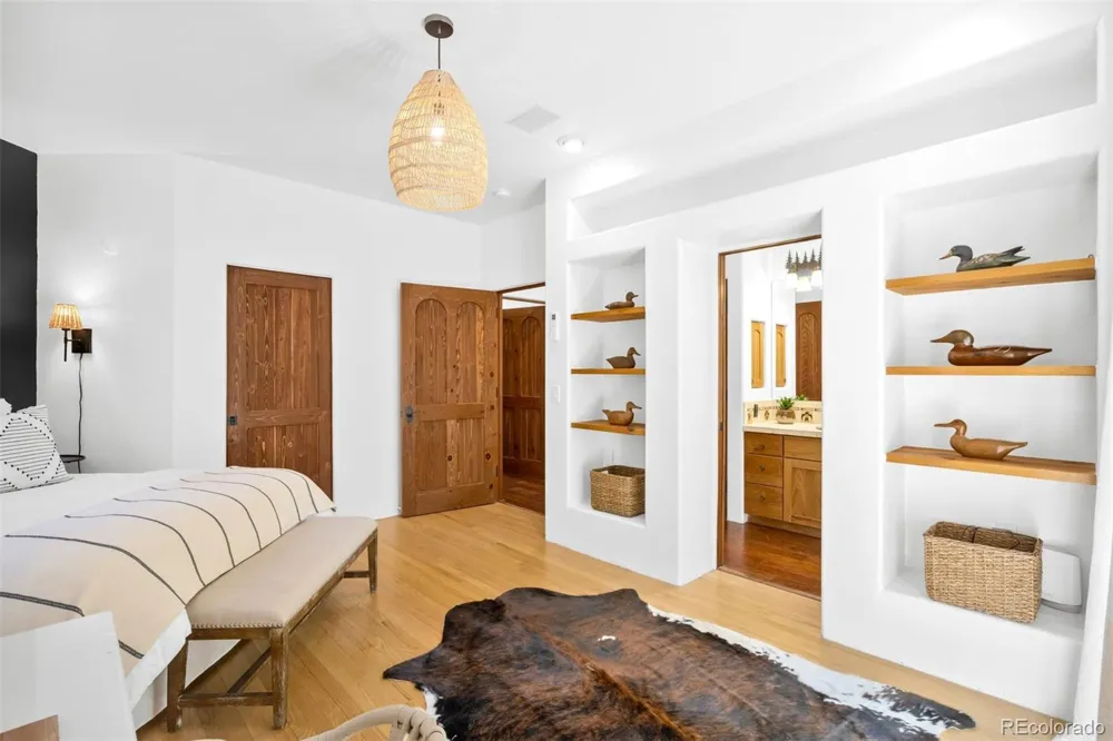 5757 Pine Court Larkspur, CO 80118