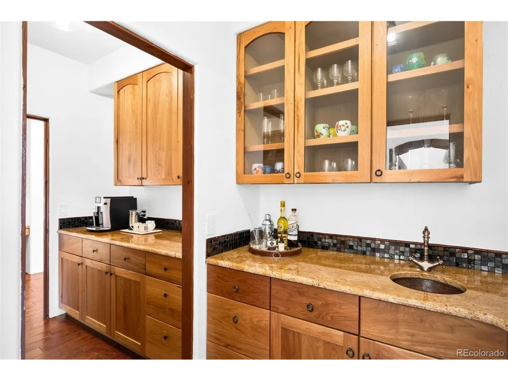 5757 Pine Court Larkspur, CO 80118