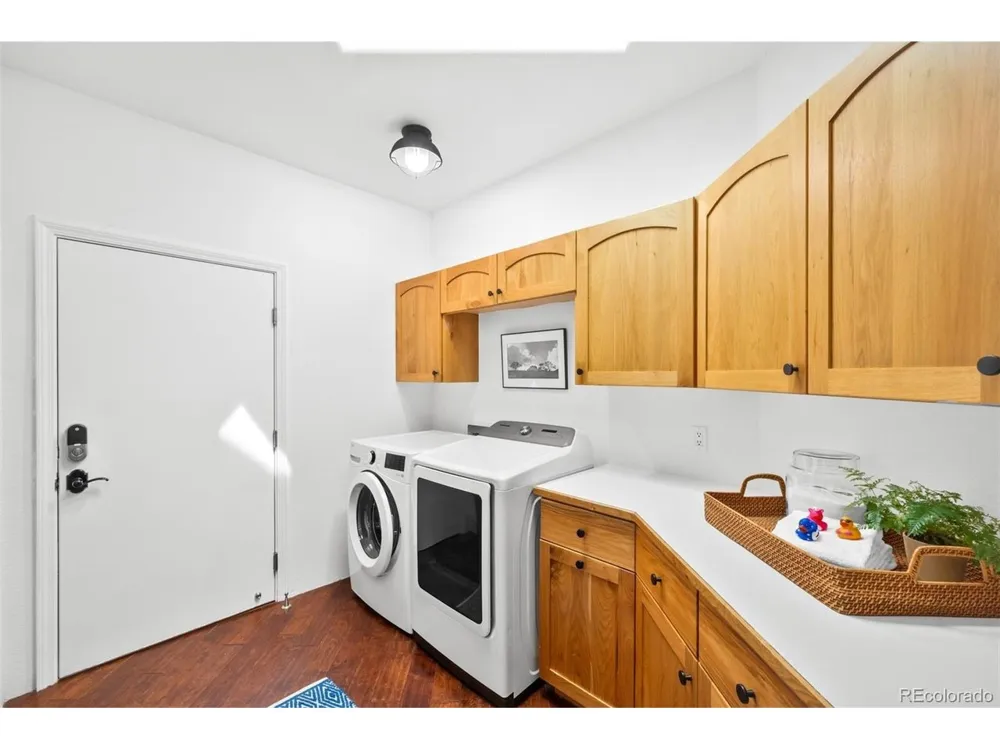 5757 Pine Court Larkspur, CO 80118