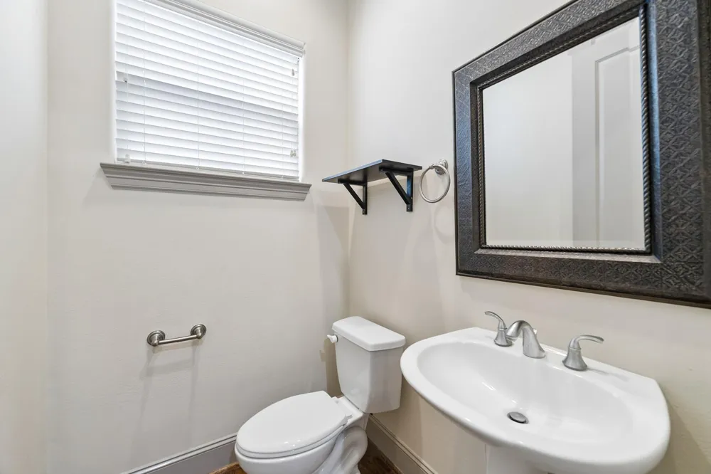 6304 Prague Street Houston, TX 77007