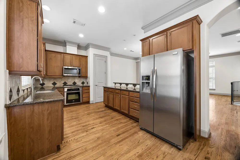 6304 Prague Street Houston, TX 77007