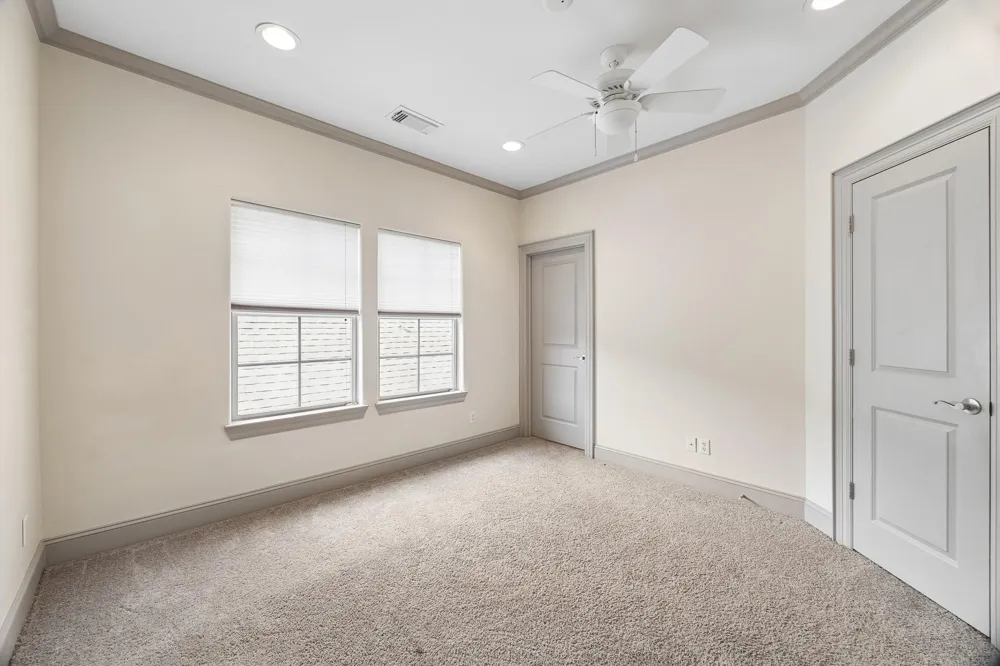 6304 Prague Street Houston, TX 77007