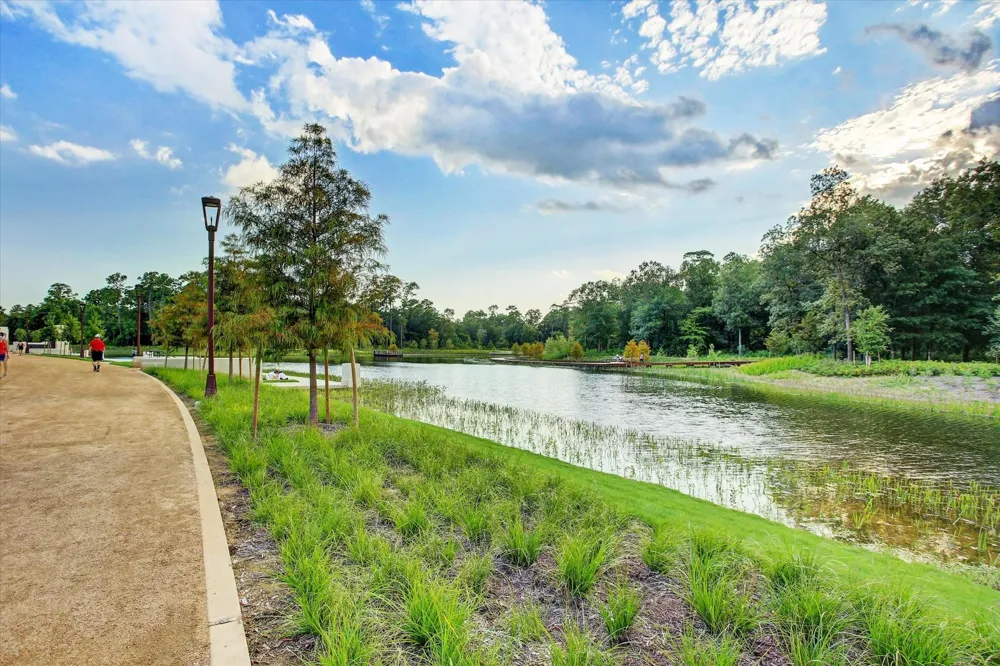6304 Prague Street Houston, TX 77007