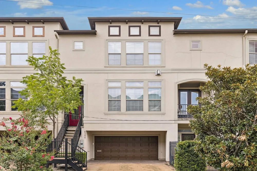 6304 Prague Street Houston, TX 77007