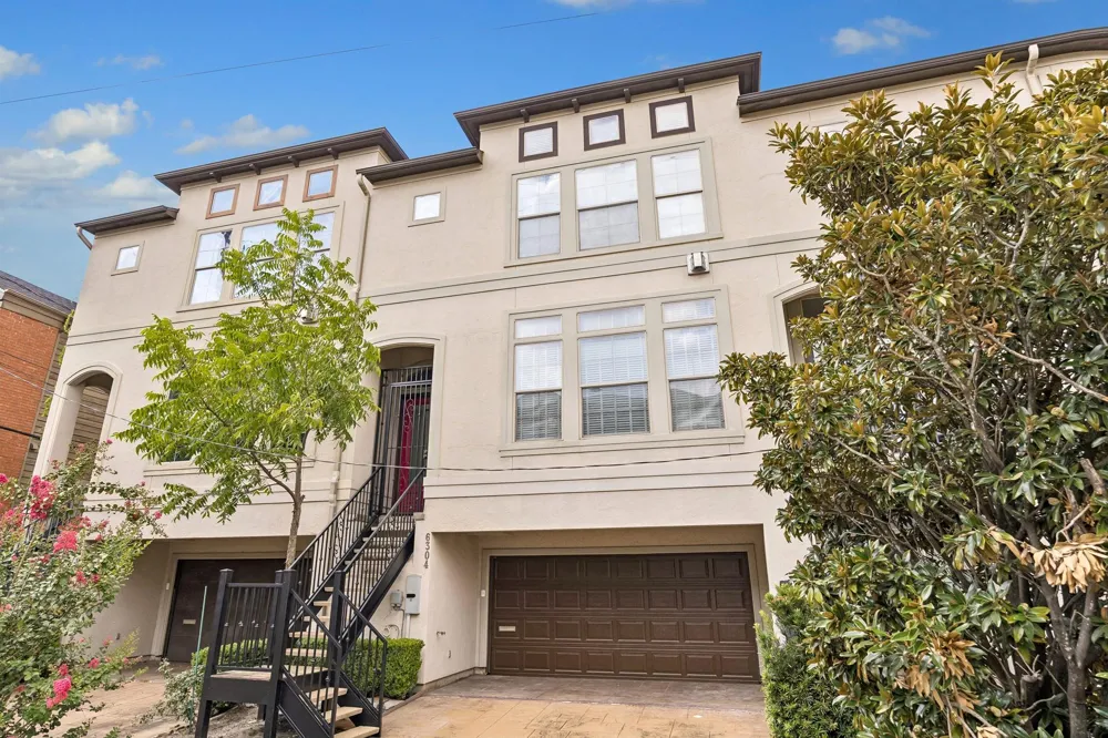 6304 Prague Street Houston, TX 77007