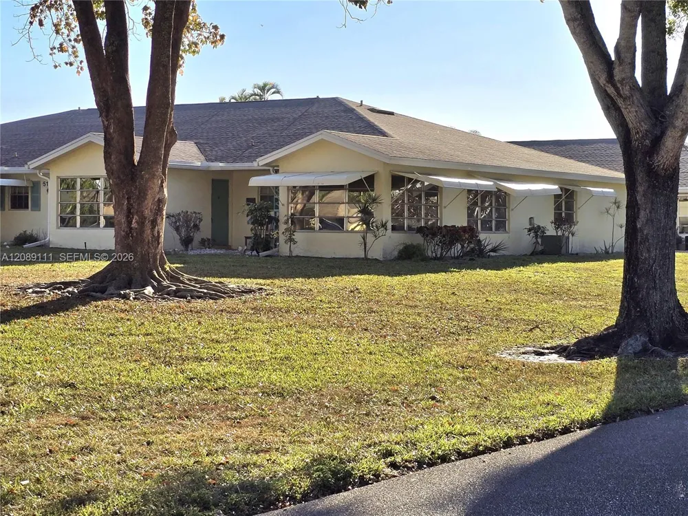 5162 Lakefront Blvd #D Delray Beach, FL 33484