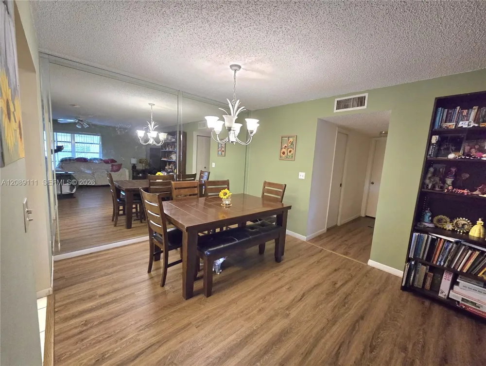 5162 Lakefront Blvd #D Delray Beach, FL 33484