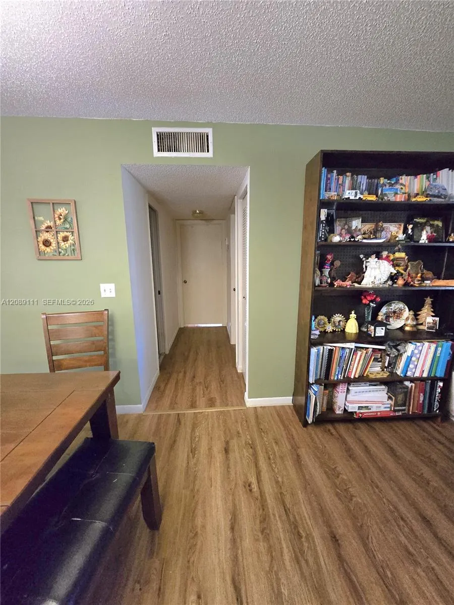 5162 Lakefront Blvd #D Delray Beach, FL 33484