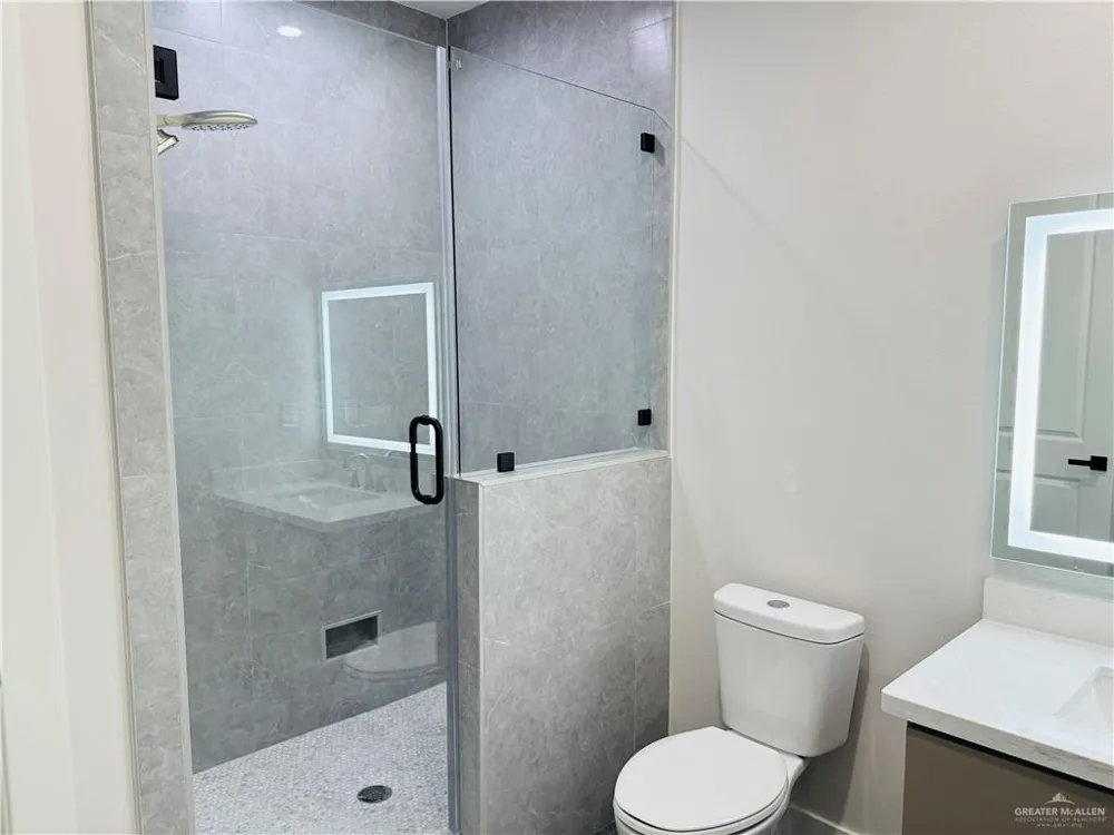 3924 W Zimmerius Avenue McAllen, TX 78504