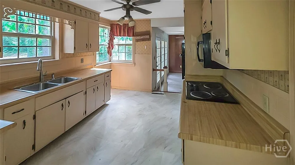 819 Hillcrest Drive Thomson, GA 30824