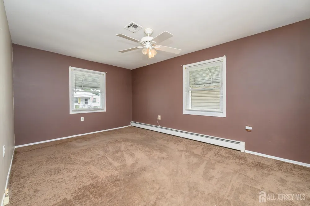 8 Lumsden Court Toms River, NJ 08757