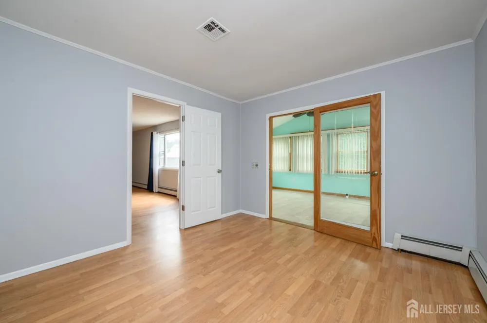 8 Lumsden Court Toms River, NJ 08757
