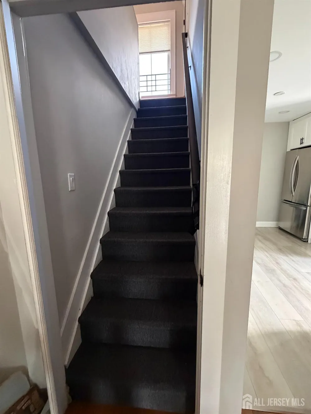 415 E 3RD AVENUE #2R Roselle, NJ 07203
