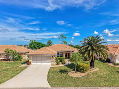 8261 LAKESIDE DRIVE