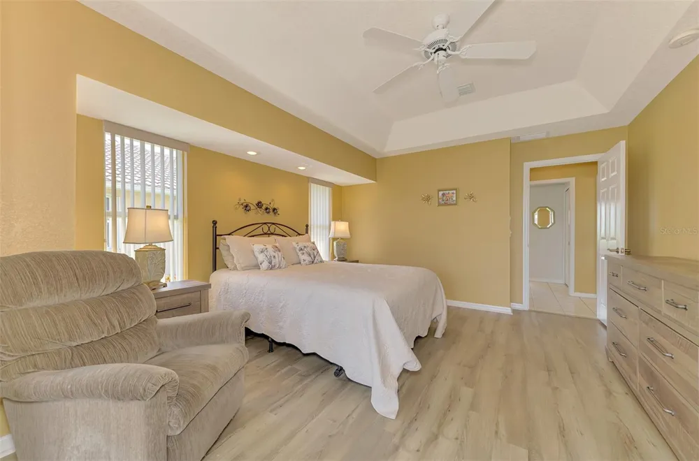 8261 LAKESIDE DRIVE Englewood, FL 34224