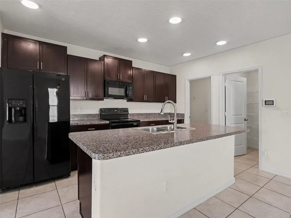 15470 BROAD BRUSH DRIVE Sun City Center, FL 33573