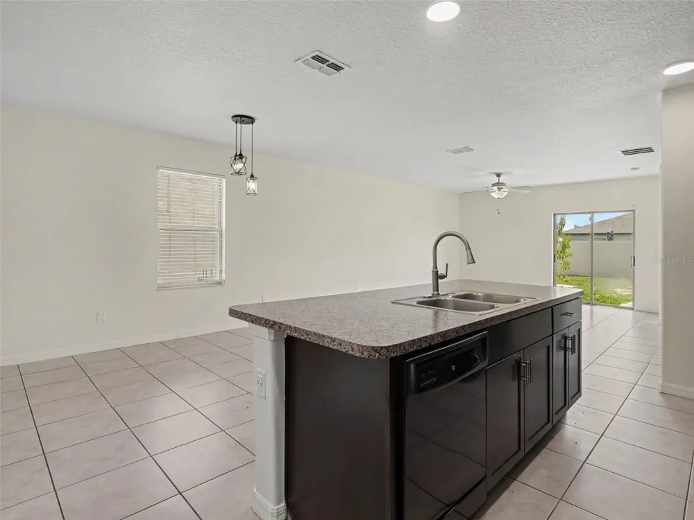 15470 BROAD BRUSH DRIVE Sun City Center, FL 33573