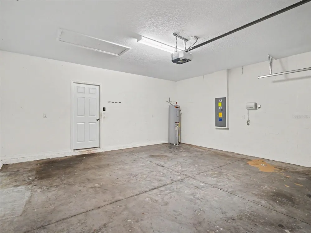 15470 BROAD BRUSH DRIVE Sun City Center, FL 33573