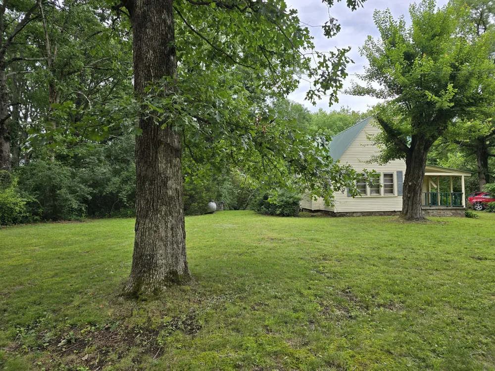 176 Parks Rd Monteagle, TN 37356