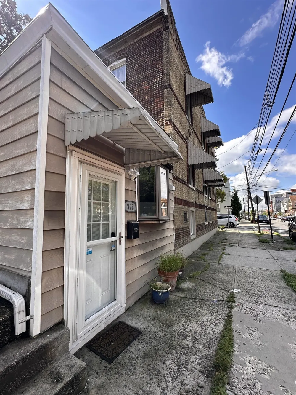 137 WEST 15TH ST Bayonne, NJ 07002