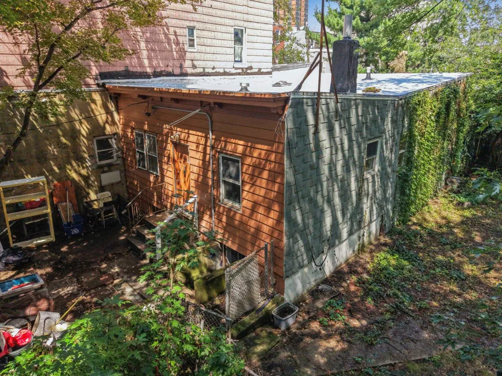 414 MONASTERY PL Rear Union City, NJ 07087