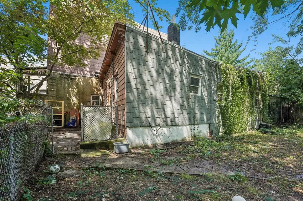 414 MONASTERY PL Rear Union City, NJ 07087