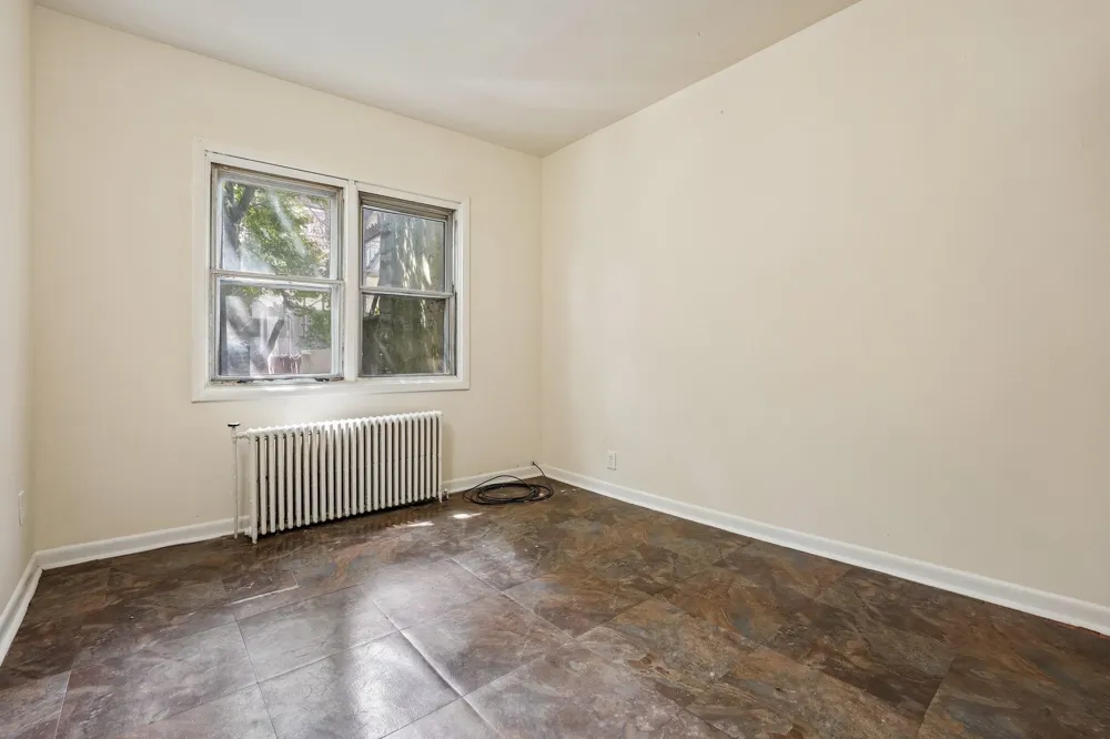 414 MONASTERY PL Rear Union City, NJ 07087