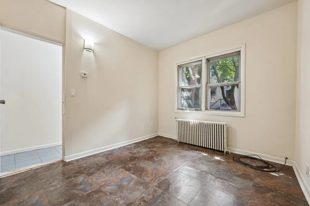 414 MONASTERY PL Rear Union City, NJ 07087