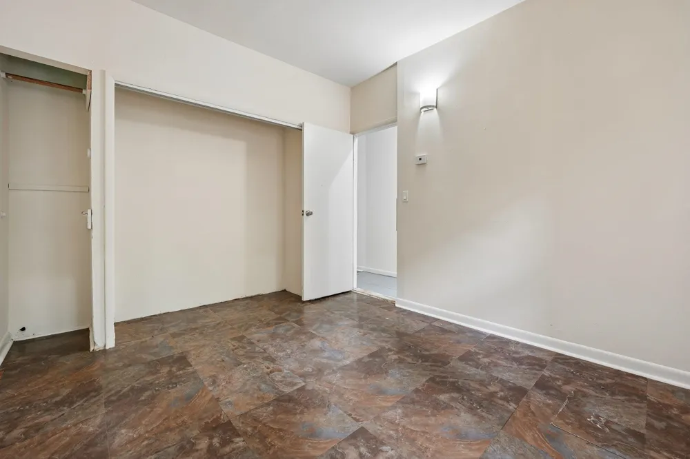 414 MONASTERY PL Rear Union City, NJ 07087