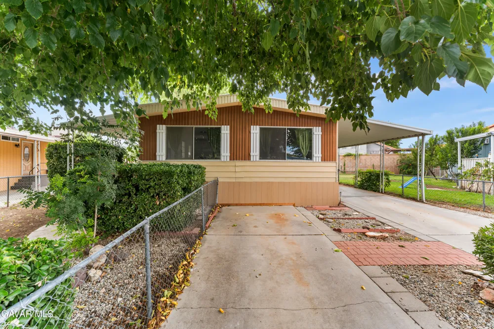 43850 E 20th Street #Spc 157 Lancaster, CA 93535
