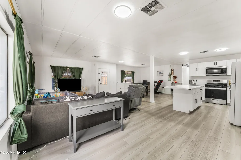 43850 E 20th Street #Spc 157 Lancaster, CA 93535