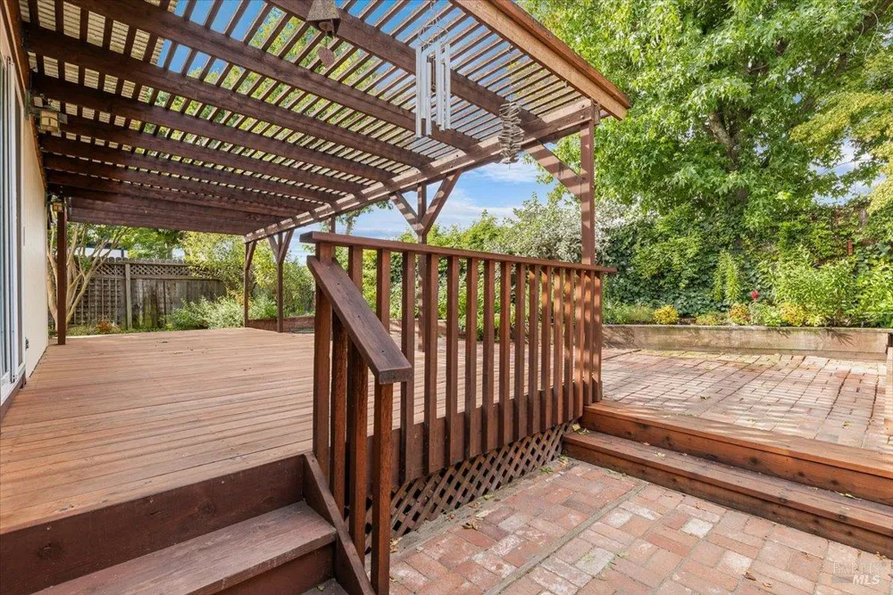 300 Stony Point Road ##105 Petaluma, CA 94952