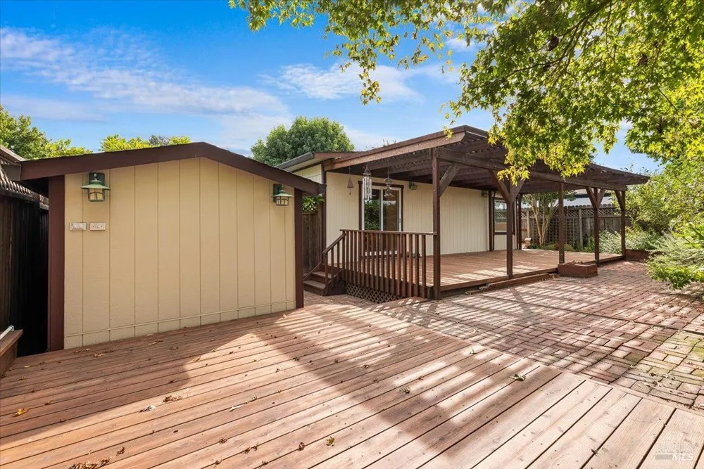 300 Stony Point Road ##105 Petaluma, CA 94952